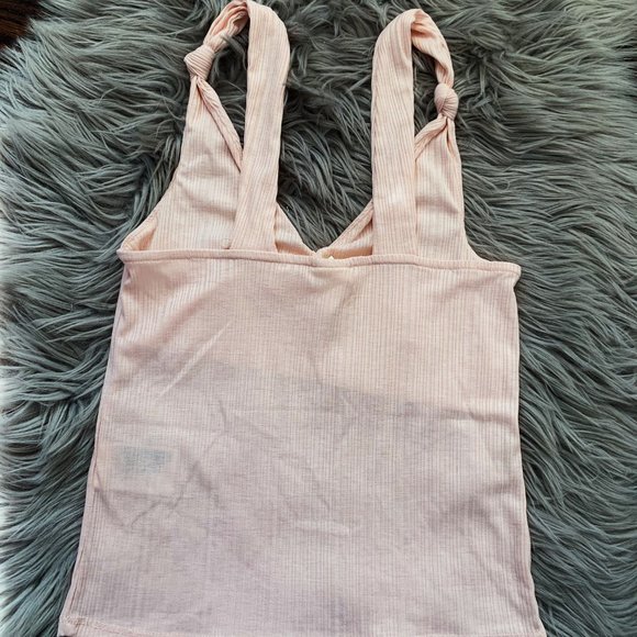 H&M | Light Pink Knotted Top - Picture 3 of 5